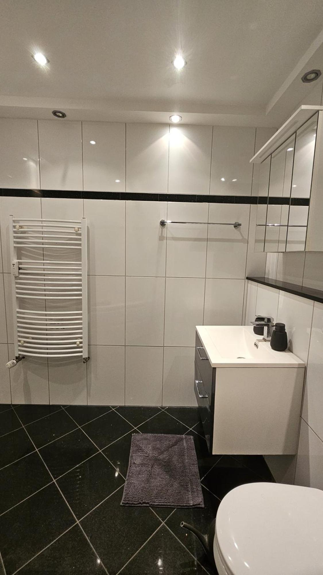 80 M2 Moderne Und Zentrale Wohnung In Hannover Mit Eigenem Parkplatz Экстерьер фото